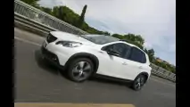 Peugeot 2008, trazione anteriore alla prova