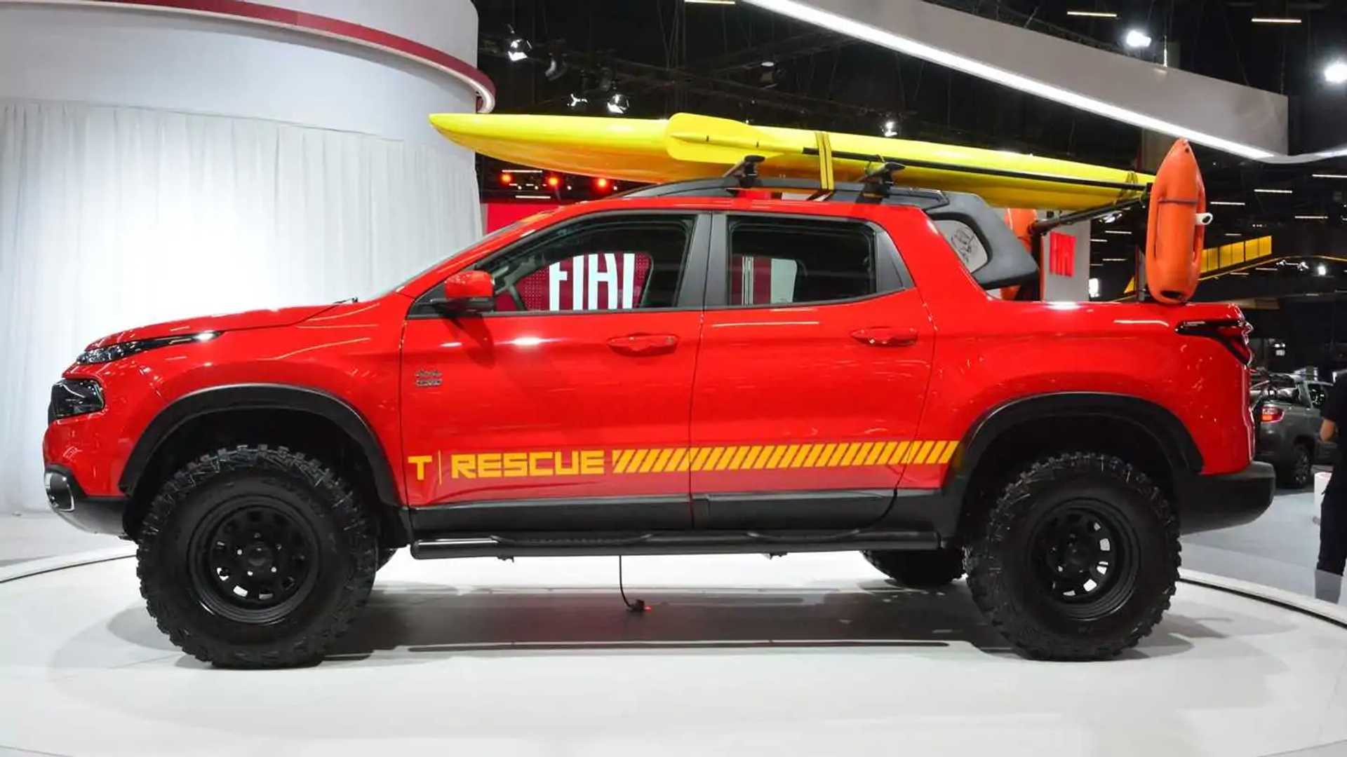 Salão de SP: Fiat apresenta conceitos Argo Sting, Cronos Sport e Toro Rescue Fiat-argo-sting-cronos-sport-e-toro-rescue-salao-de-sp-2018