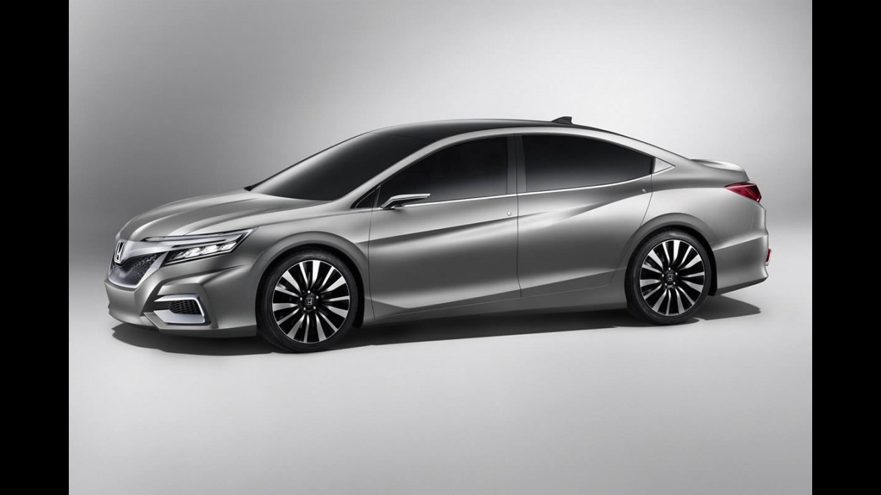 Honda revela o Concept C no Salão de Pequim - Será a nova geração do Civic?