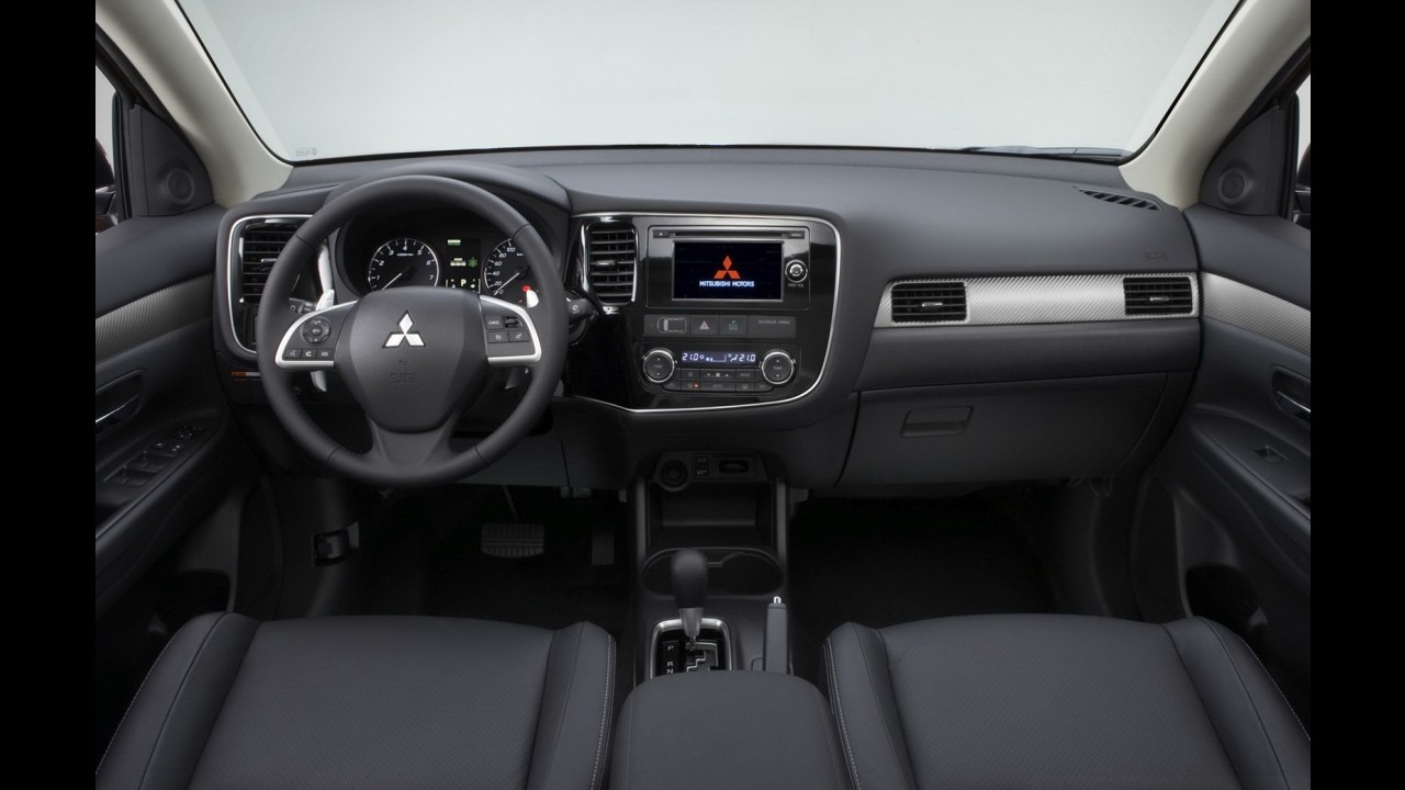Nova geração do Mitsubishi Outlander é oficialmente apresentada