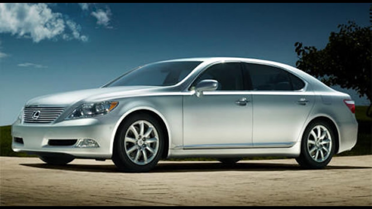Toyota anuncia recall dos modelos Lexus LS460L e LS600HL no Brasil