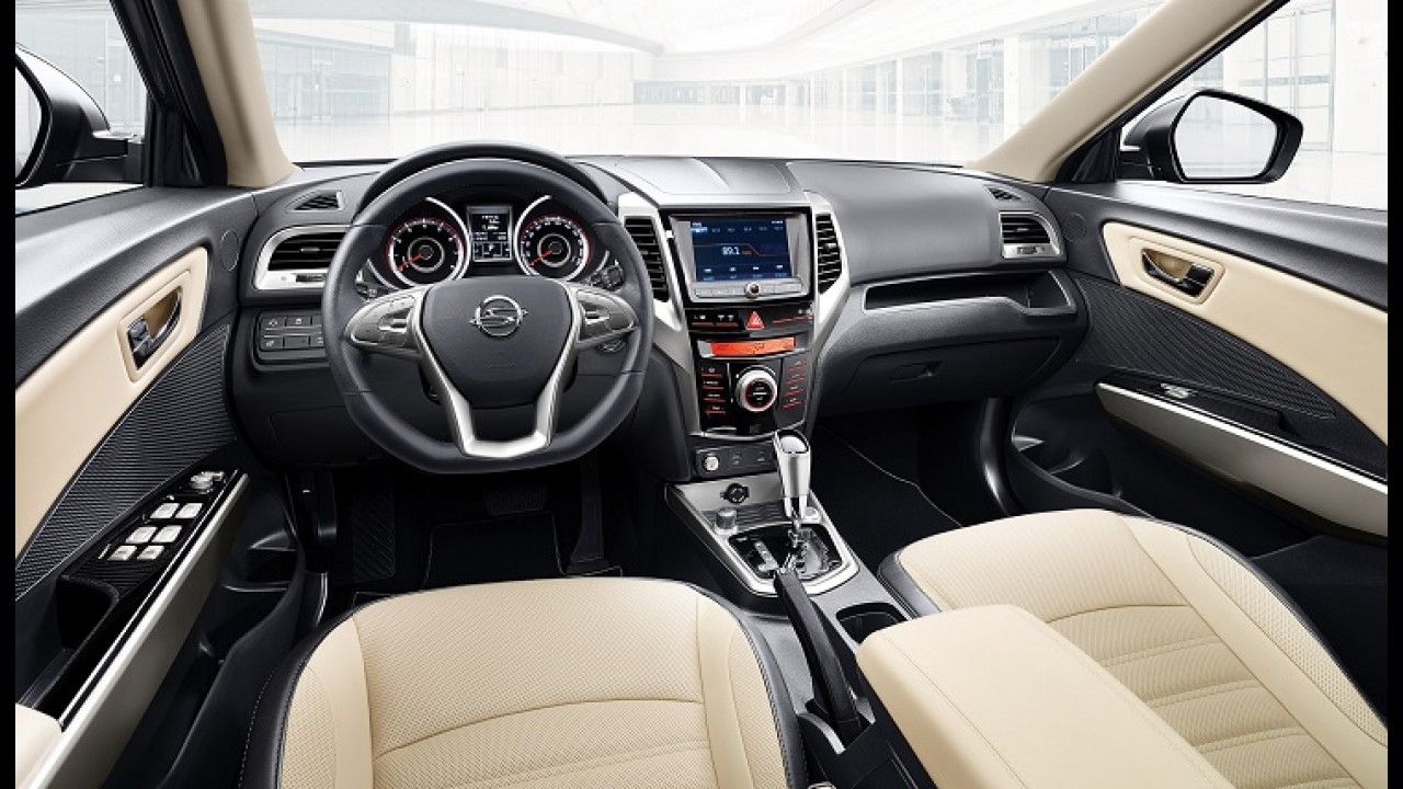 SsangYong Tivoli, rival coreano do EcoSport, ganhará versão de 7 lugares neste ano