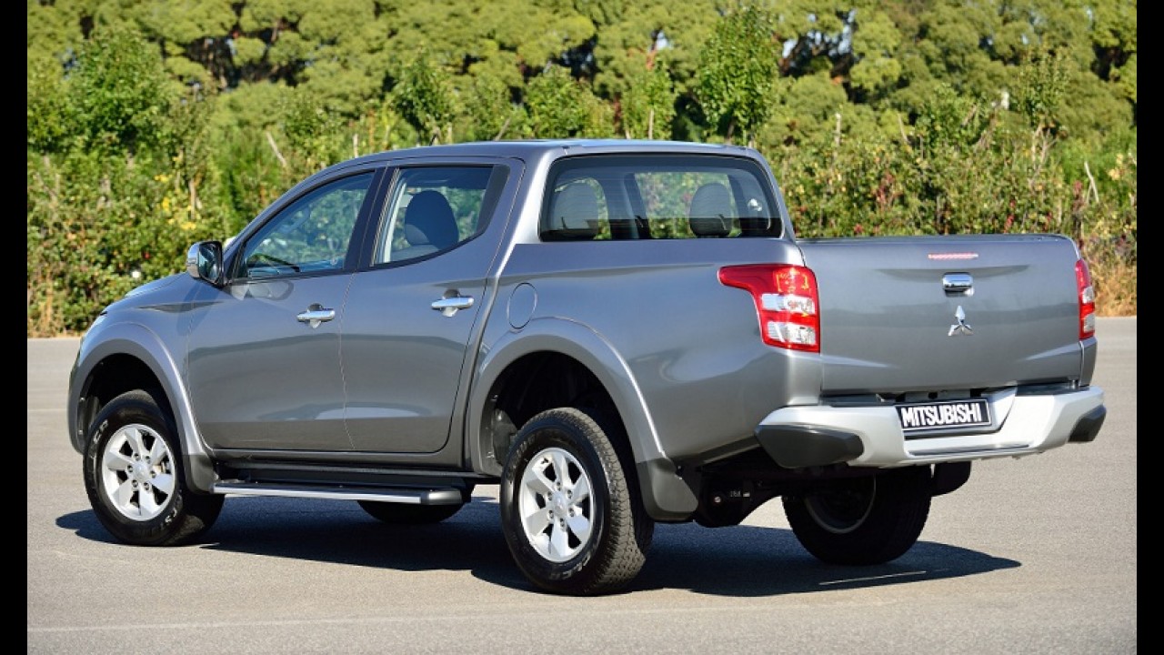 Mitsubishi: nova L200 para a Europa terá visual polêmico da versão asiática