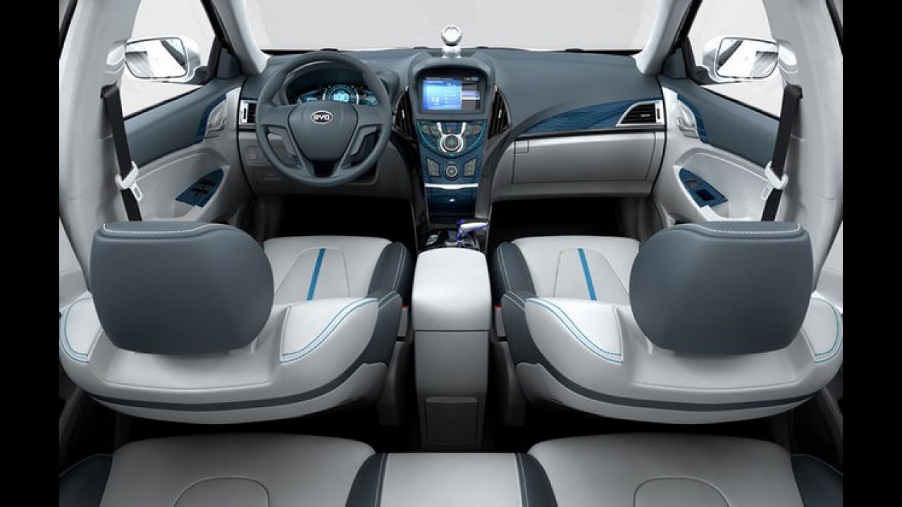 Híbrido: BYD lançará o sedã compacto Qin Hybrid com 315 cv de potência