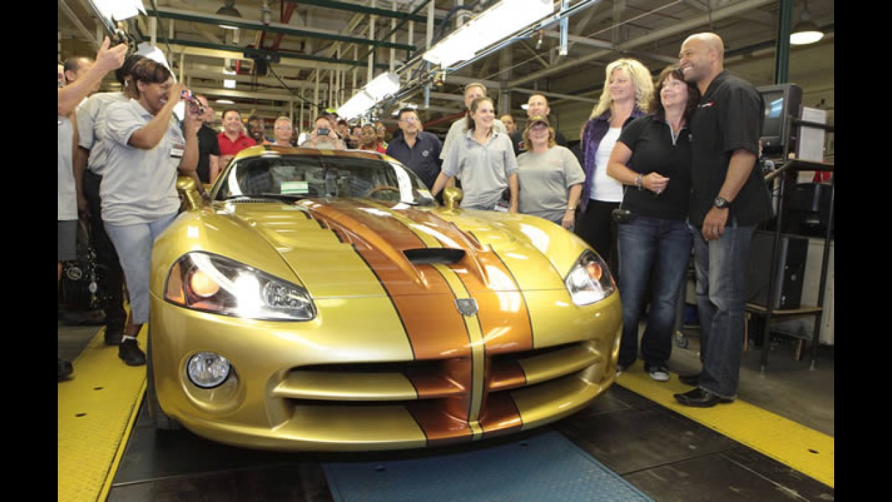 Dodge Viper: Última unidade personalizada sai da linha de montagem