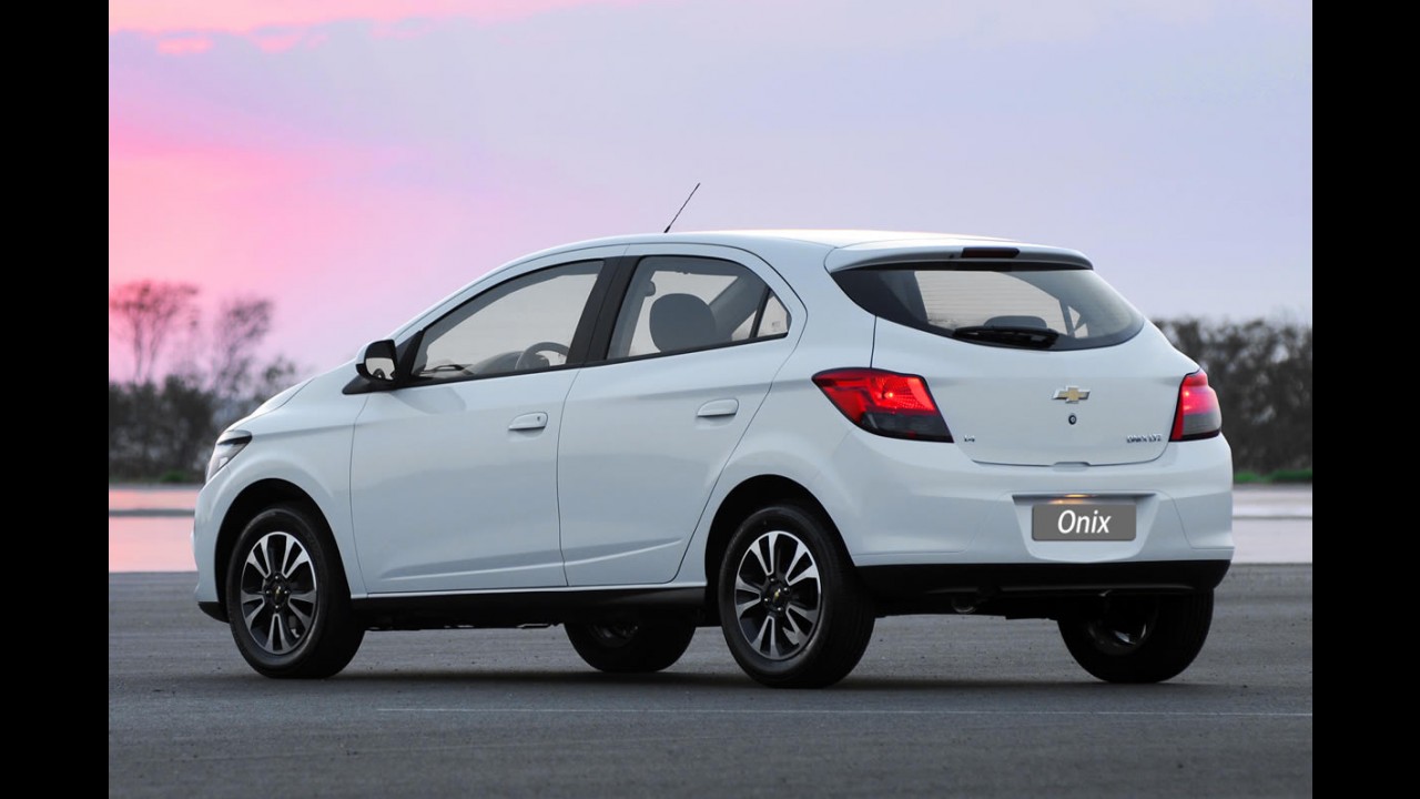 Chevrolet Onix: Primeiras impressões, versões, itens e preços