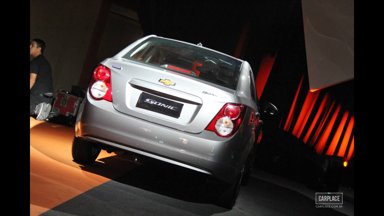 Chevrolet Sonic: Impressões ao dirigir os novos hatch e sedã no Brasil e galeria de fotos em HD