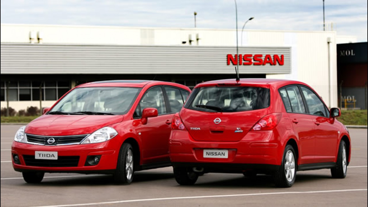 Nissan Tiida 2010 chega com leves mudanças visuais e novos itens por R$ 48.990 - Veja fotos