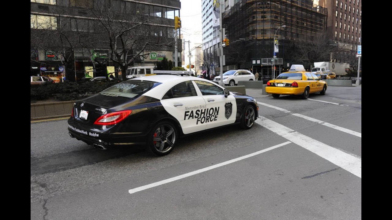 Corra que a polícia vem aí! Novo Mercedes CLS 63 AMG na patrulha de Nova York