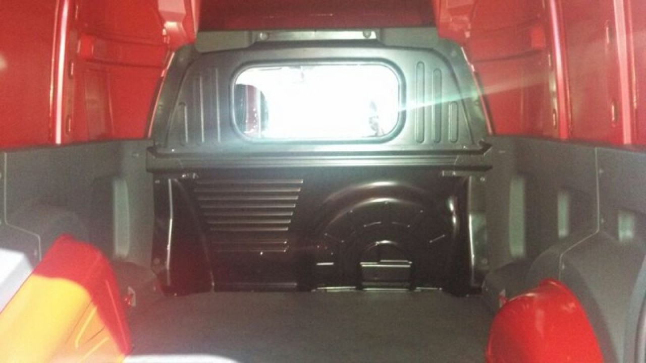 Fiat lança novos Fiorino e Uno Furgão na Fenatran