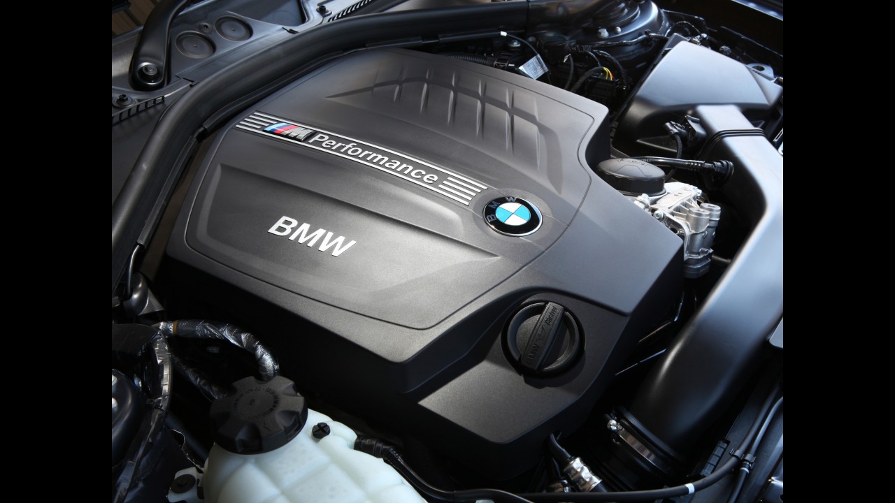 BMW M135i chega por R$ 199.950 com motor 3.0 biturbo de 320 cv