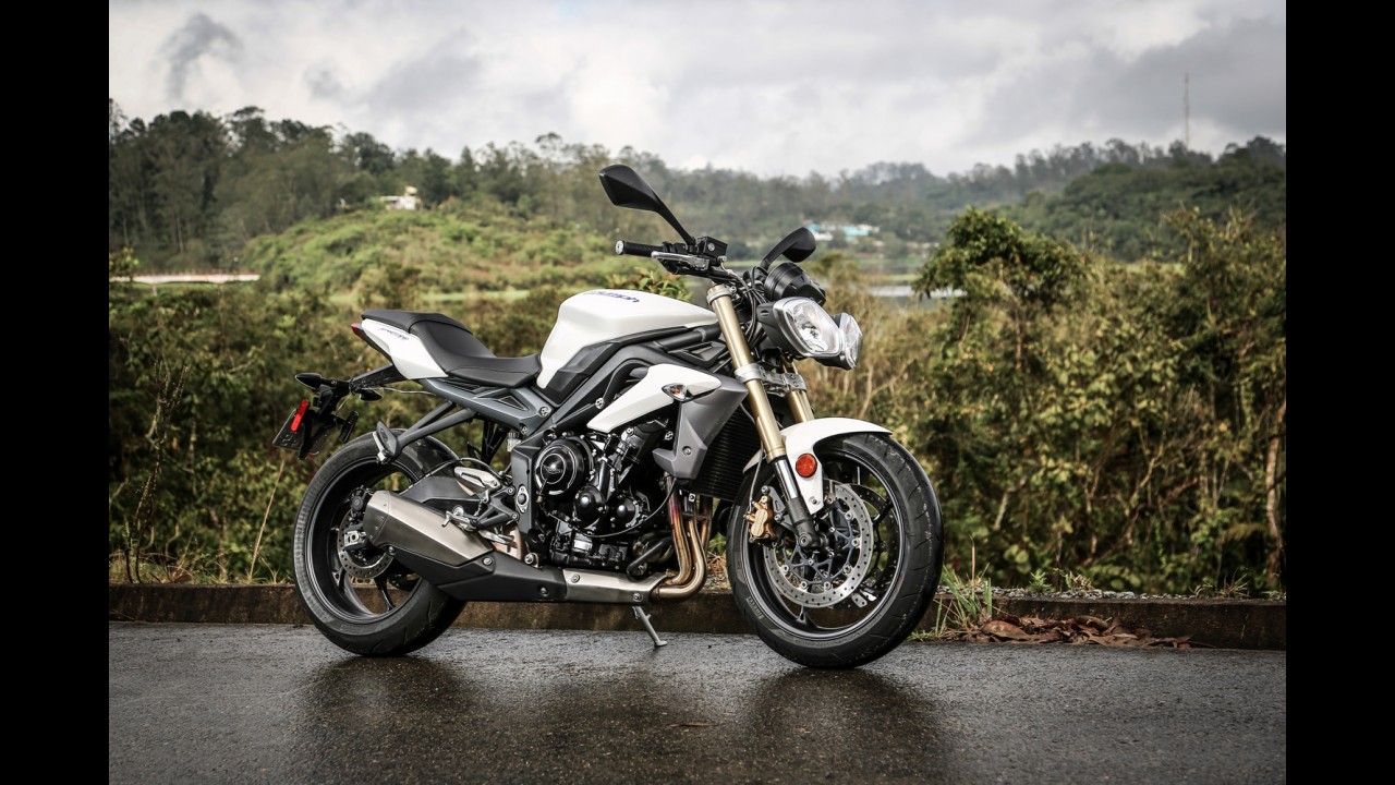 Avaliação: leve e fogosa, Triumph Street Triple é diversão garantida