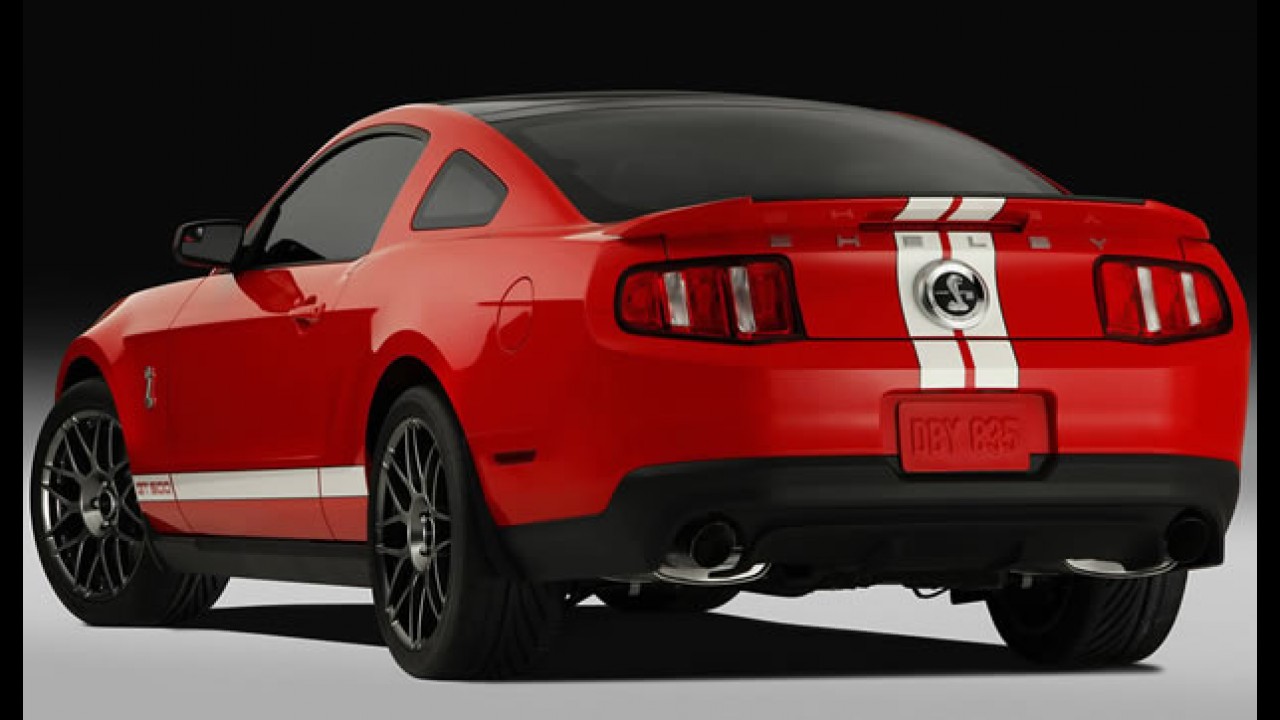 O triplo: Ford recebe mais de 11 mil pedidos do Mustang 2011 em apenas um mês