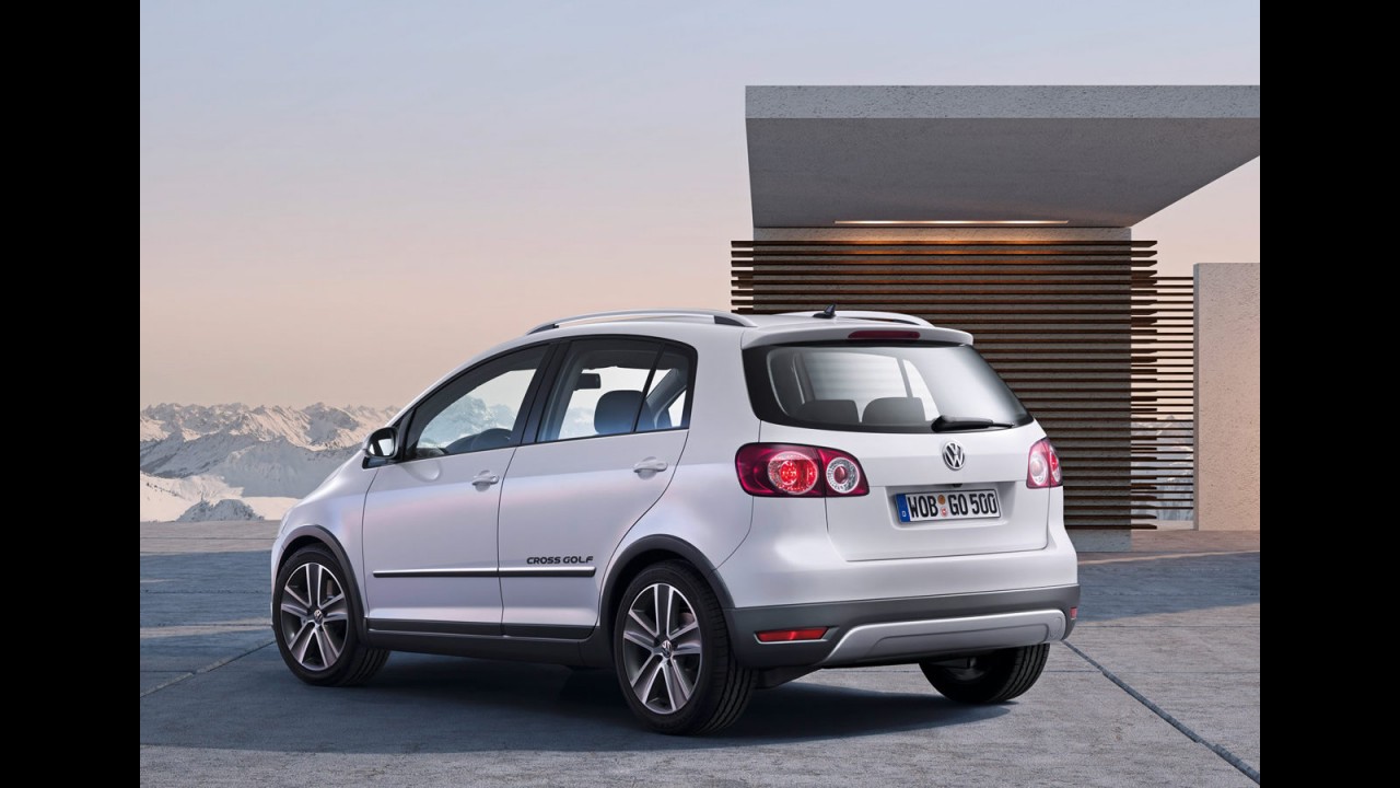 Mais um com visual aventureiro: Volkswagen divulga imagens do Novo CrossGolf