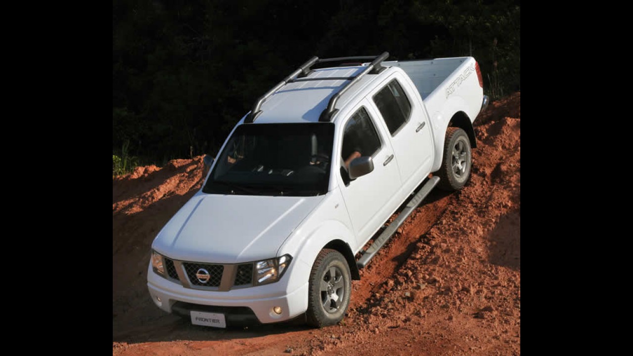 Nissan lança Frontier 2013 com preço inicial de R$ 90.900 - Motores ficaram mais potentes