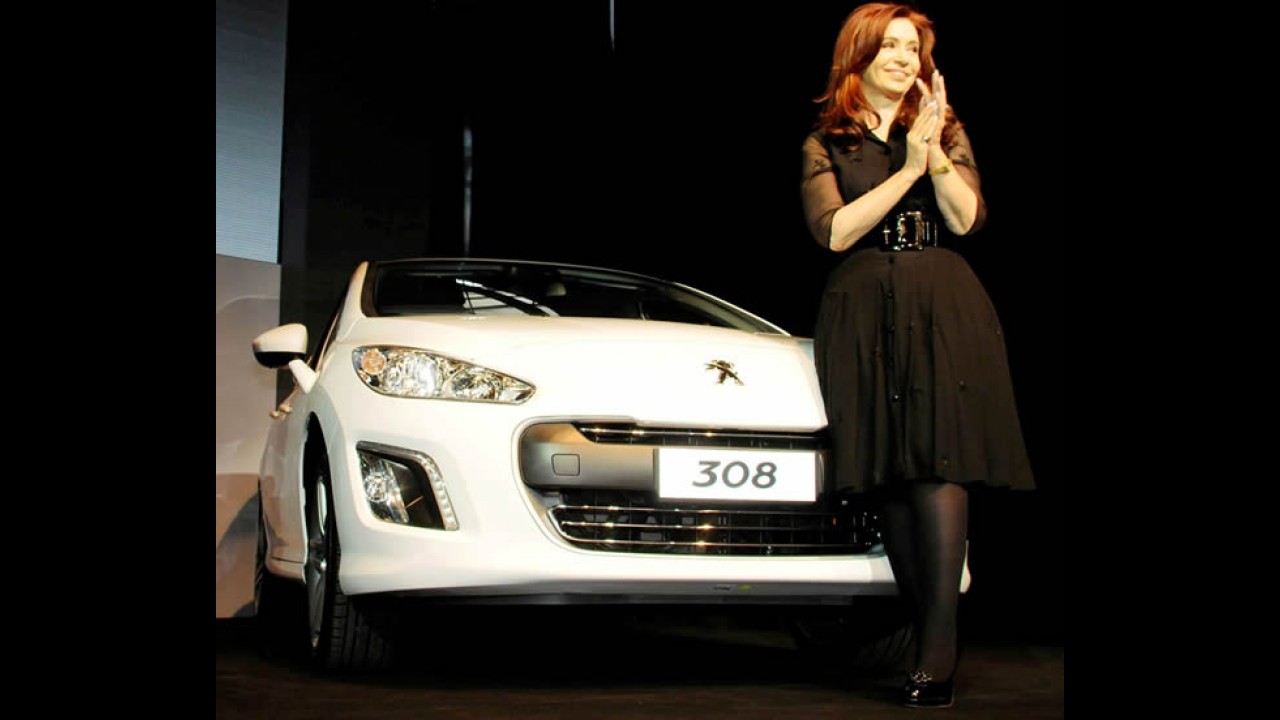 Peugeot inicia produção do Novo 308 na Argentina - Modelo chega às lojas do Brasil em 2012