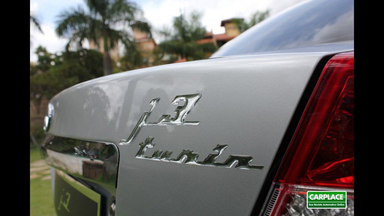 Garagem CARPLACE: Avaliação final do JAC J3 Turin