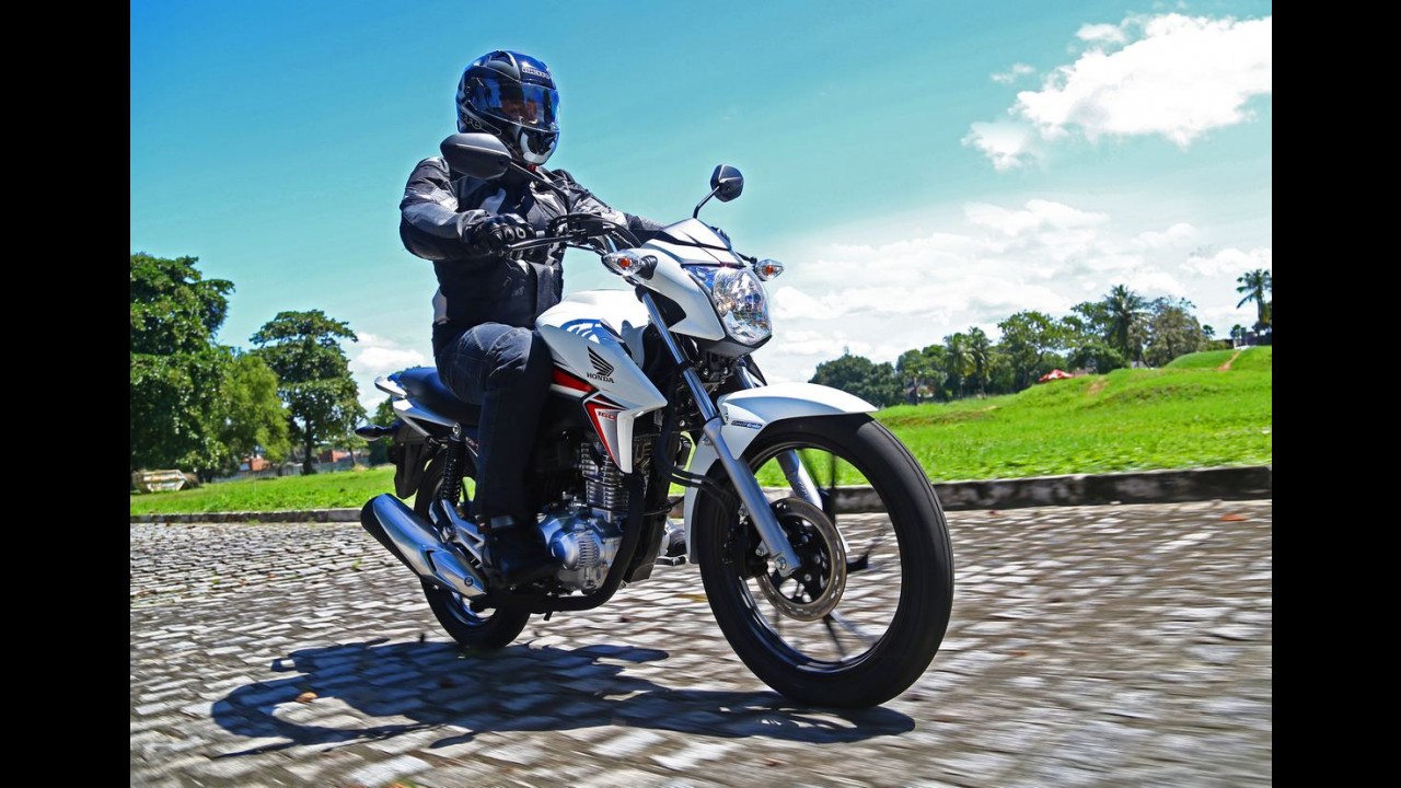 Volta rápida: como andam as novas Honda CG 160 e Pop 110i linha 2016