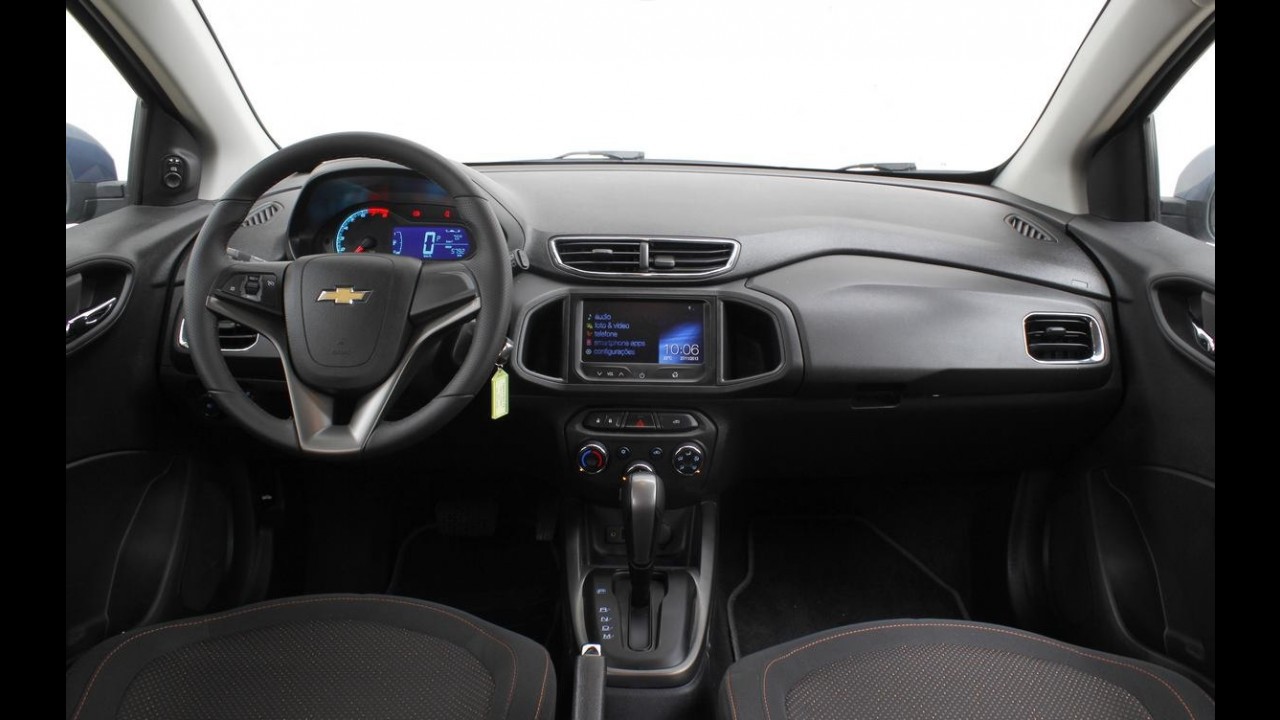 Garagem CARPLACE #4: conforto e detalhes do consumo com etanol do Onix A/T
