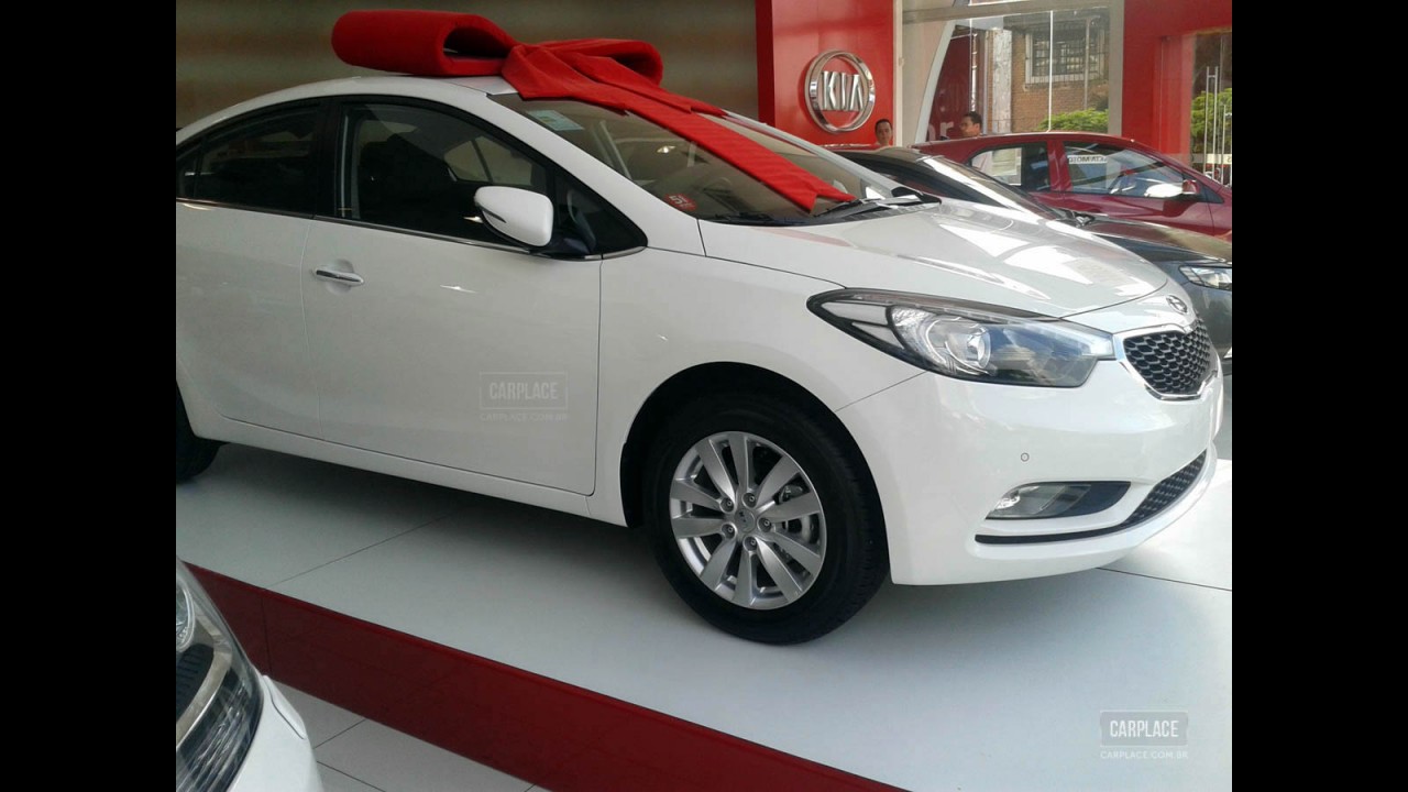 Nova geração do Cerato chega com preço inicial de R$ 67.400