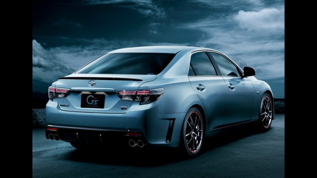 Toyota Mark X 2013 - Versão japonesa do Camry ganha visual renovado