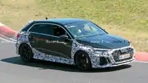 Nuova Audi RS3, le foto spia con meno camuffature