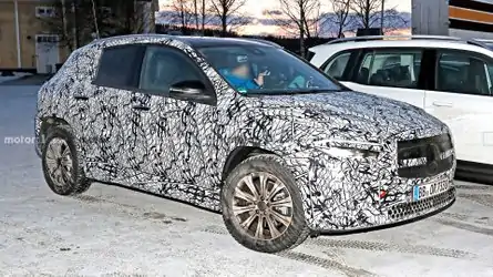 Mercedes-Benz EQA spy photo