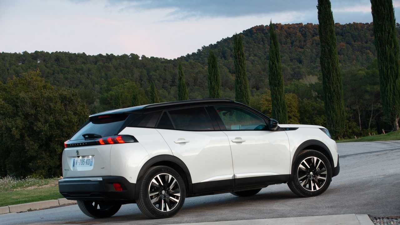 Peugeot e-2008