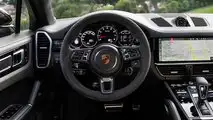 Porsche Cayenne Turbo Coupé, Pack Sport en carbone