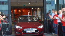 Tesla Model S launch in Norway 07.8.2013