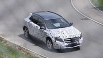 2014 Mercedes-Benz GLA spy photo