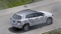 2014 Mercedes-Benz GLA spy photo