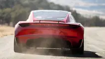 Tesla Roadster segelt im All