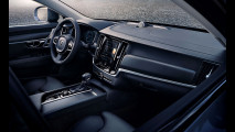 Nuova Volvo V90 Cross Country