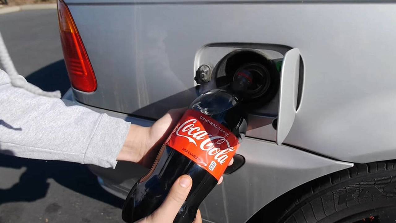 Otomobilinizin deposuna kola doldurursanız ne olur?