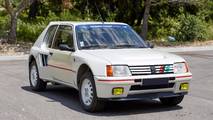 Peugeot 205 T16