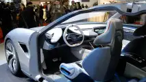 Pininfarina zeigt HK GT mit Flügeltüren