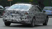 2017 / 2018 BMW X7 mule spy photo
