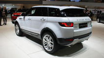 Range Rover Evoque facelift at 2015 Geneva Motor Show