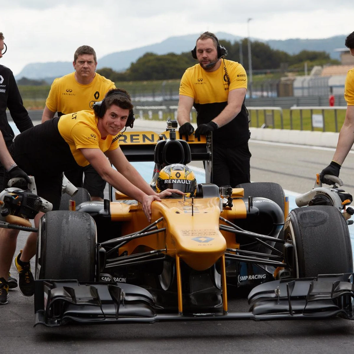 79 Year Old Lady Drives Renault F1 Car