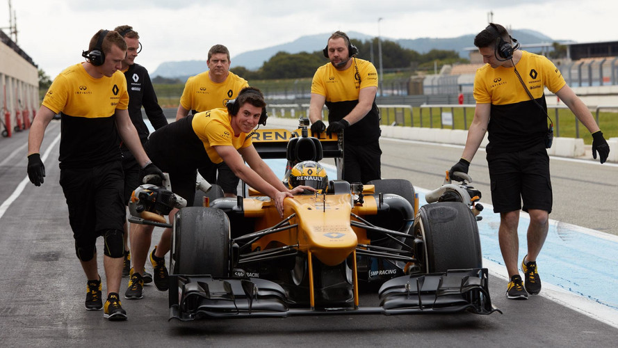 79-Year-Old Lady Drives Renault F1 Car