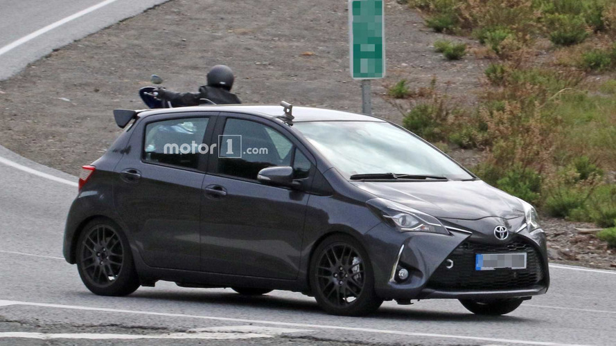 5 kapılı Toyota Yaris GRMN casus fotoğrafları
