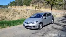 Essai Toyota Auros Hybrid