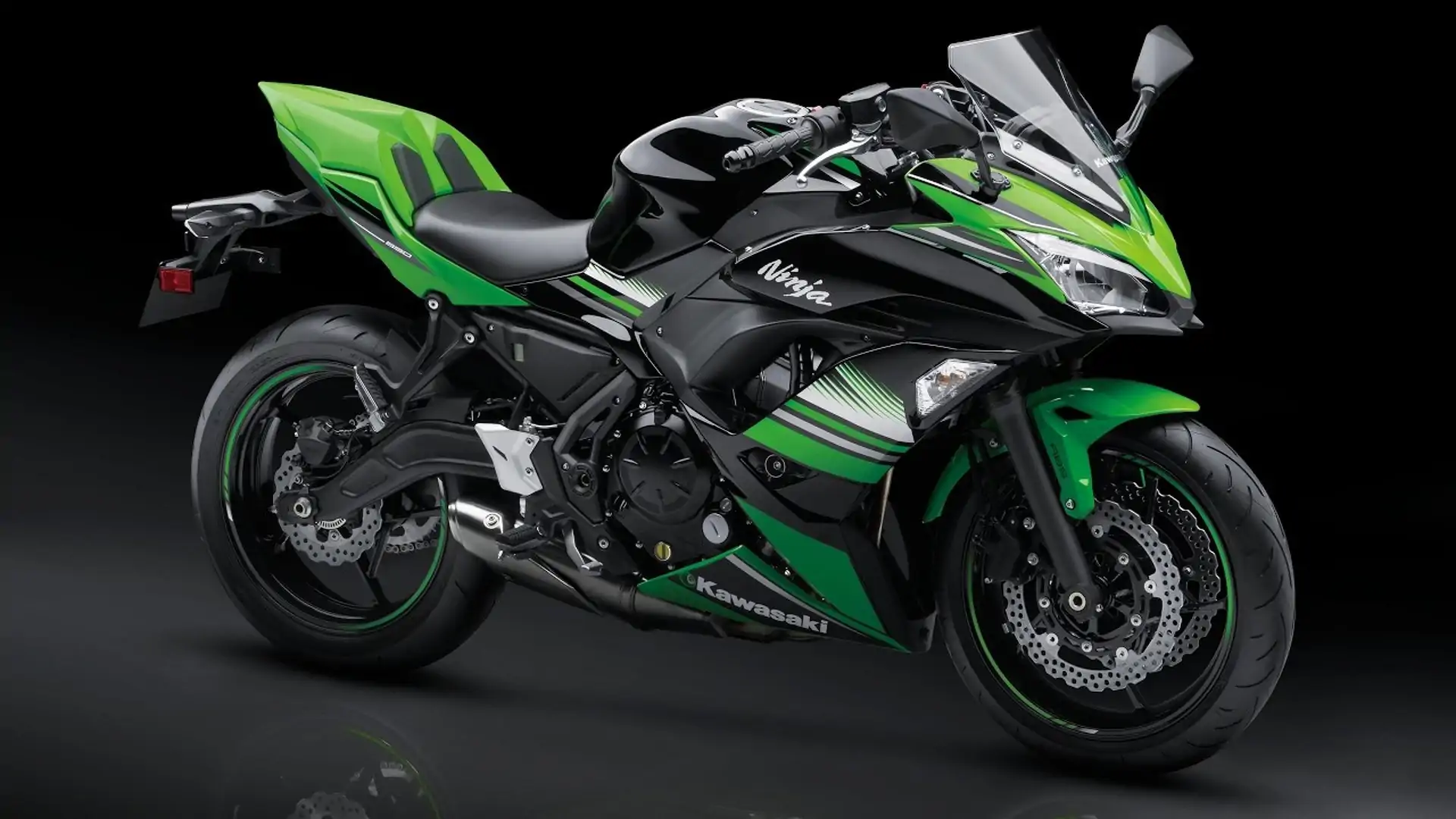 Kawasaki vende Z800 e Ninja 650 com bônus de R$ 2 mil