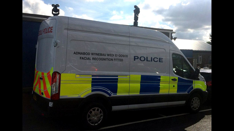 Police use new facial recognition van