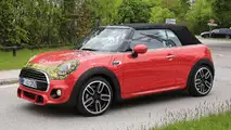 Mini Convertible facelift spy photo