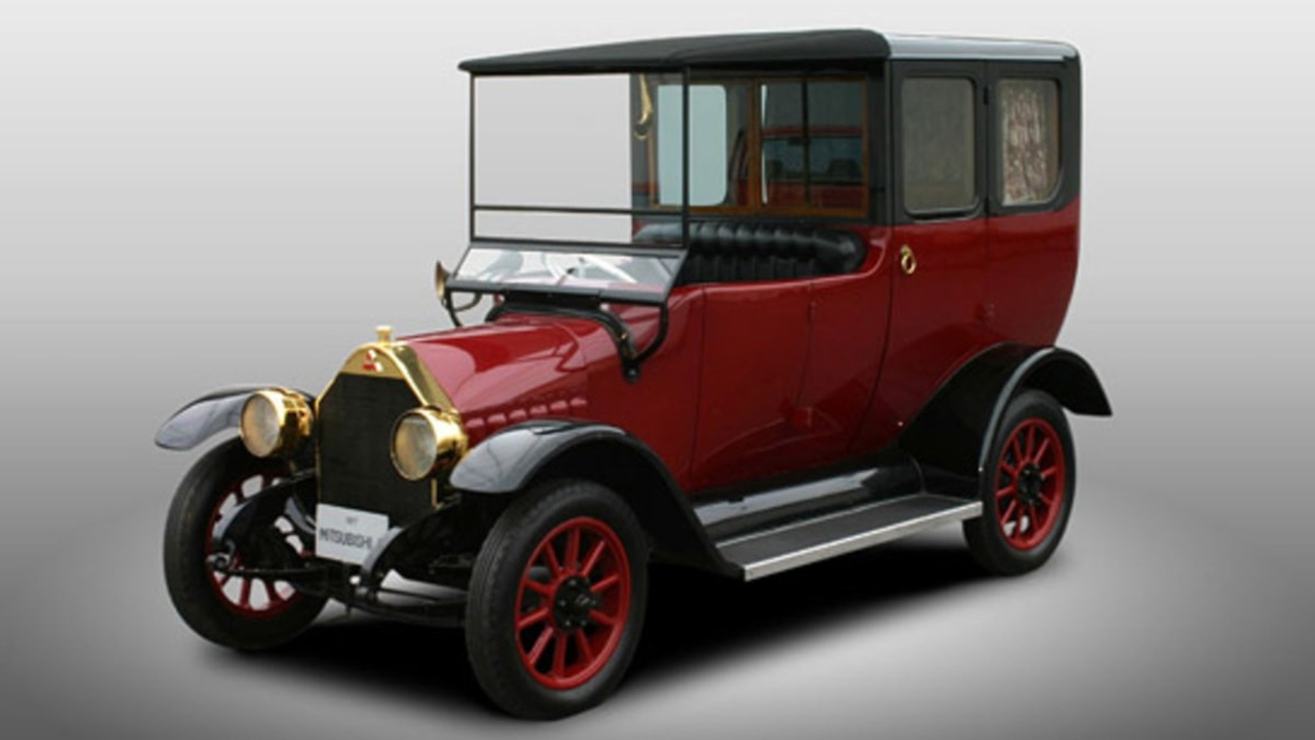 Une Mitsubishi de 1917 renaît pour les 100 ans du constructeur