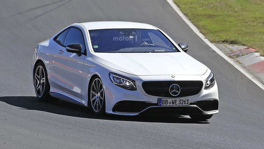 Mercedes Classe SL (2018) - Un mulet surpris en cours d'essais