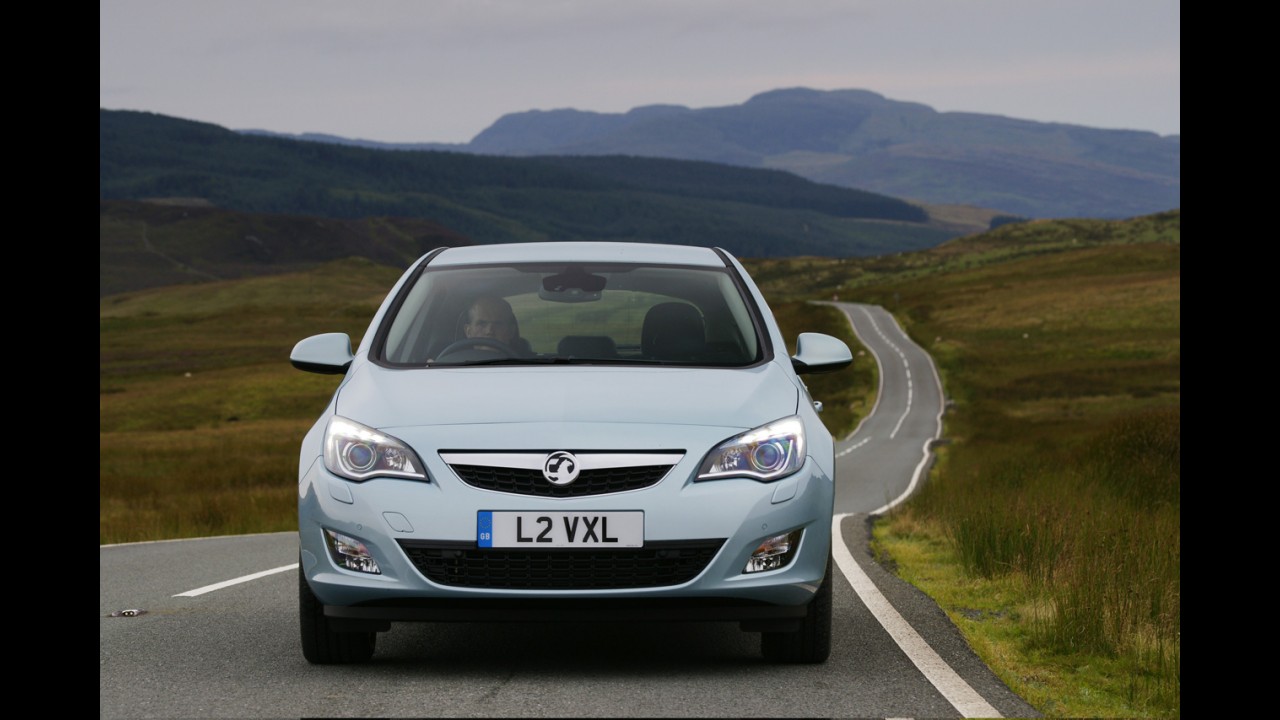 Vauxhall divulga preços e mais fotos do Novo Astra 2010