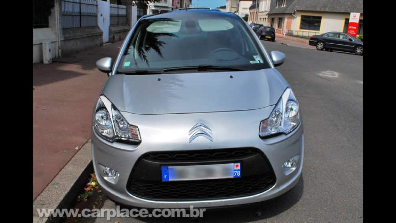 Novo Citroën C3 2010 ao vivo - Nova geração é fotografada em detalhes na Europa